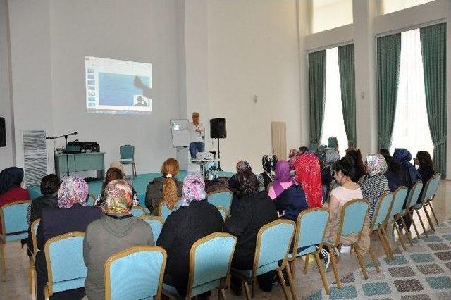 Bilecik Belediyesi’nden Psikolojik Danışmanlık Hizmeti