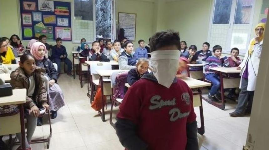 Minikler Engelleri Bilgievi&rsquo;nde Aştı