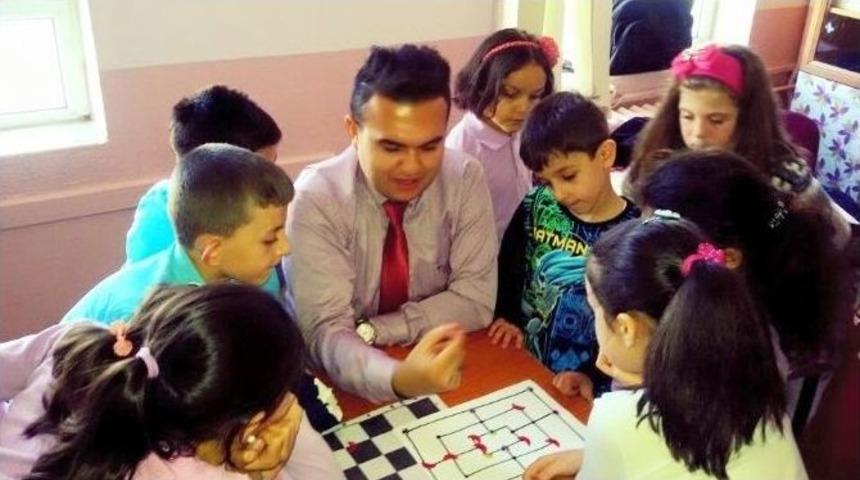 İlkokul &Ouml;ğrencilerine Zeka Oyunları Kursu