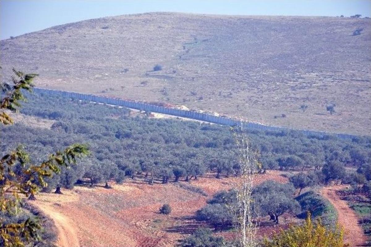 Sınıra 45 Kilometrelik Duvar