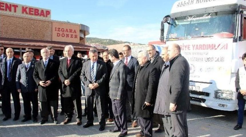 K&uuml;tahya&rsquo;dan Bayırbucak T&uuml;rkmenleri&rsquo;ne 8 Tır&rsquo;lık Yardım