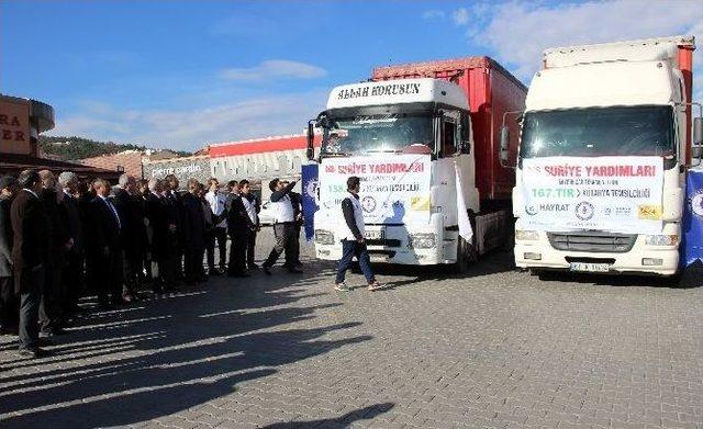 Kütahya’dan Bayırbucak Türkmenleri’ne 8 Tır’lık Yardım