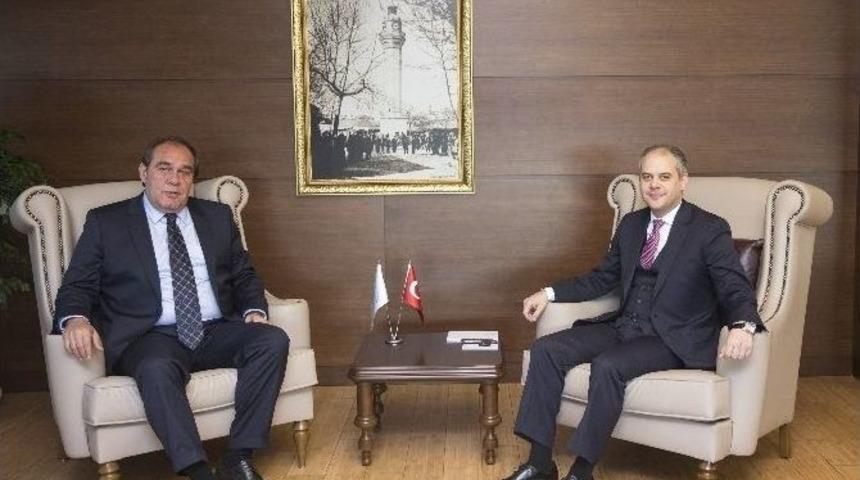 Tff Başkanı Demir&ouml;ren&rsquo;den Bakan &Ccedil;ağatay Kılı&ccedil;&rsquo;a Hayırlı Olsun Ziyareti