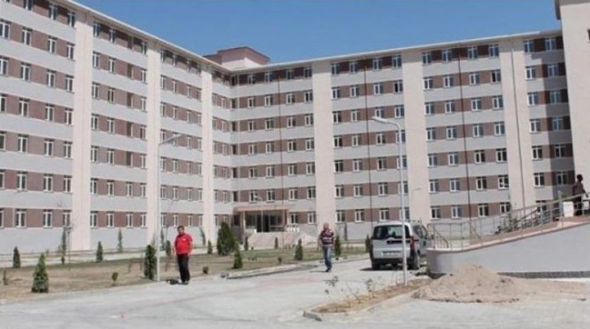 Kız Ve Erkek Yurtları Ayrıldı