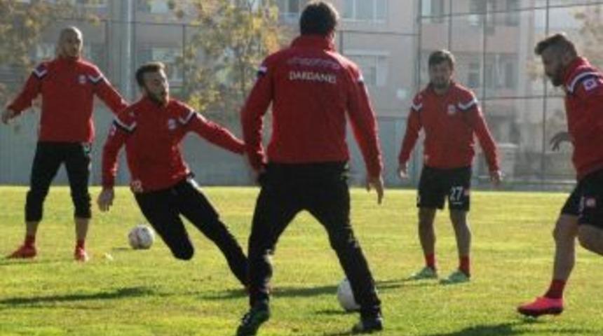 Dardanelspor Hazırlıklarını S&uuml;rd&uuml;r&uuml;yor