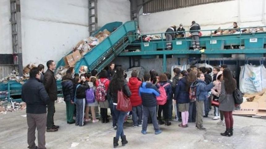 G&uuml;ng&ouml;renli &Ouml;ğrenciler Geri D&ouml;n&uuml;ş&uuml;m&uuml; Yerinde &Ouml;ğreniyor