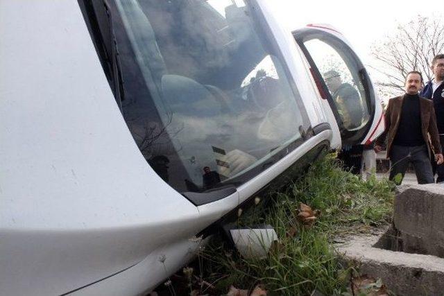 Kocaeli’de Trafik Kazası: 1 Yaralı