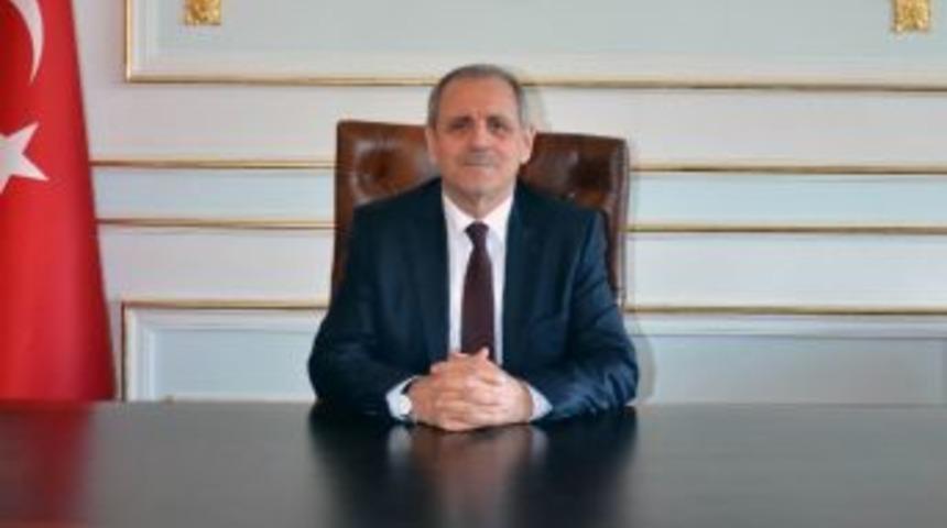 Vali Salihoğlu&rsquo;ndan 10 Aralık D&uuml;nya İnsan Hakları G&uuml;n&uuml; Kutlaması