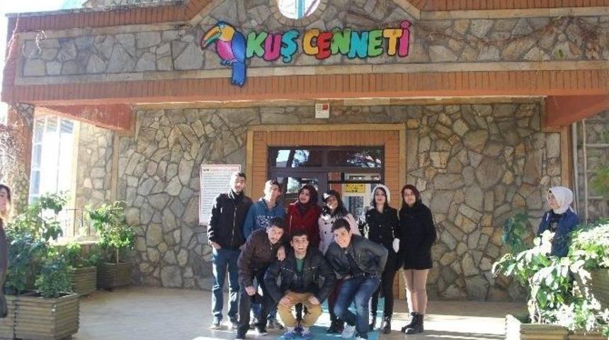 Polis, &Uuml;niversite &Ouml;ğrencileriyle Gaziantep Gezisi D&uuml;zenledi