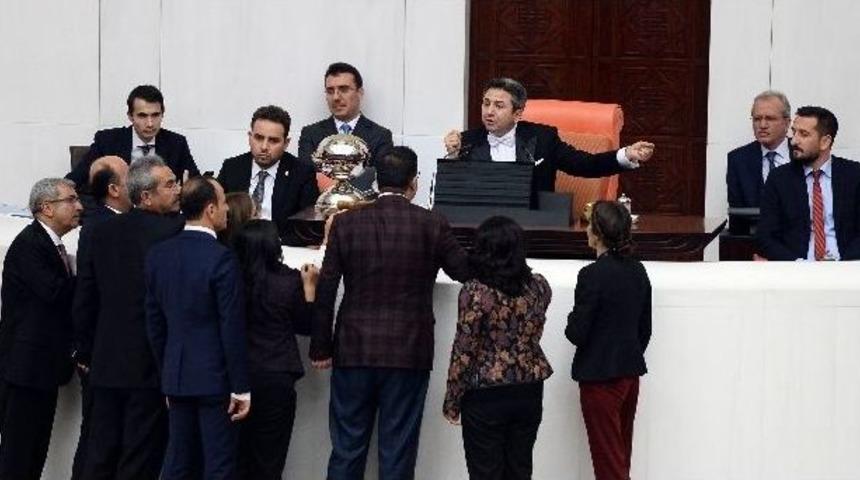 Bakan Bozdağ, Hdp&rsquo;li Vekilleri Utandırdı