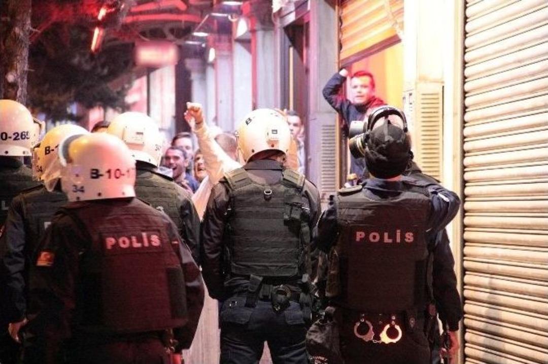 Alkol Alan Celtic Taraftarı Taksim&rsquo;de Taşkınlık &Ccedil;ıkarttı