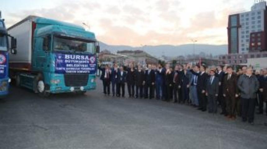 Bayırbucak T&uuml;rkmenlerine Destek S&uuml;r&uuml;yor