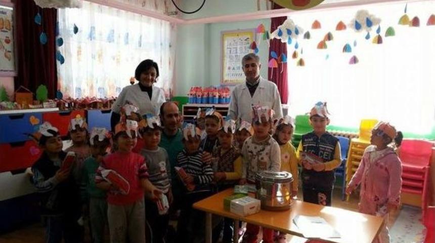 Kula&rsquo;da Okul Taramaları Devam Ediyor