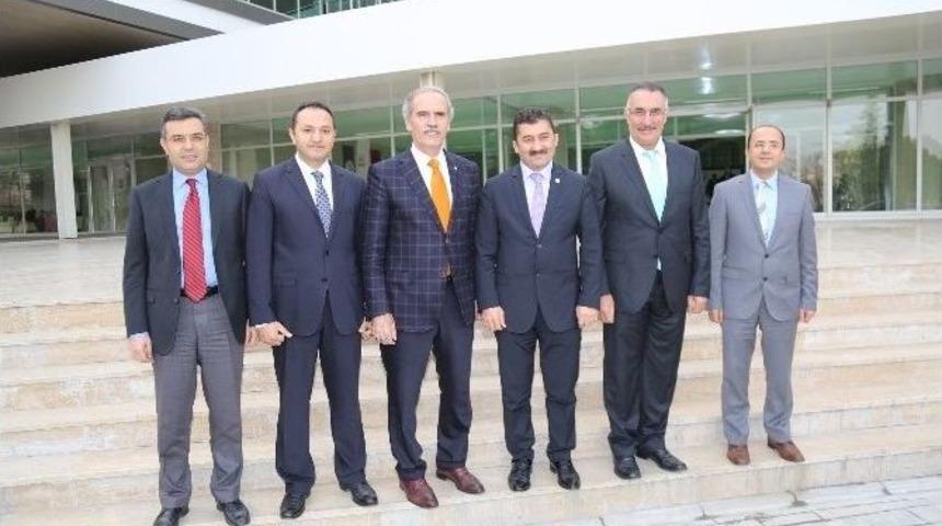 Teknik &Uuml;niversite B&uuml;y&uuml;kşehir Himayesinde