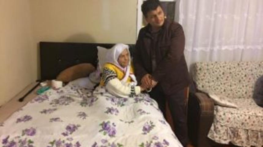 Şahin, Hacer Teyzenin Hayır Duasını Aldı