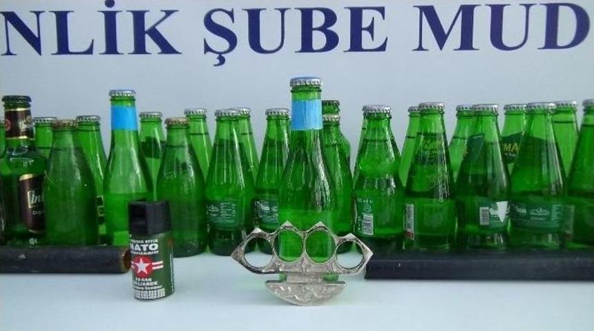 &Uuml;niversitelerden Cephanelik &Ccedil;ıktı