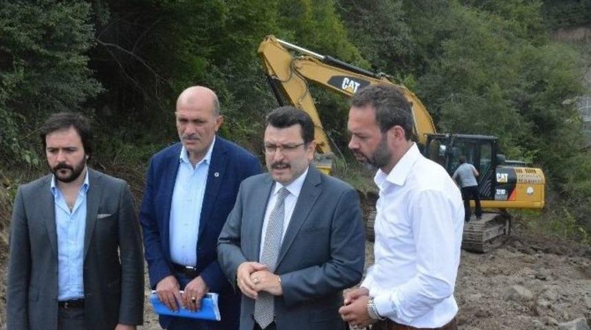 Trabzon Spor Lisesi&rsquo;nin Yol Sorunu &Ccedil;&ouml;z&uuml;ld&uuml;