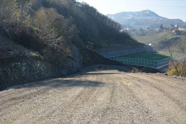 Trabzon Spor Lisesi’nin Yol Sorunu Çözüldü