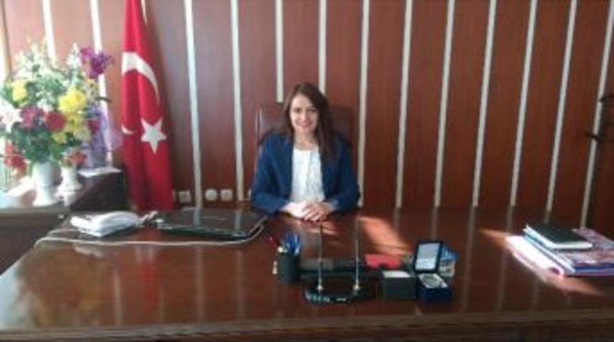 Beydağ&rsquo;ın İlk Kadın Kaymakamı G&ouml;revine Başladı
