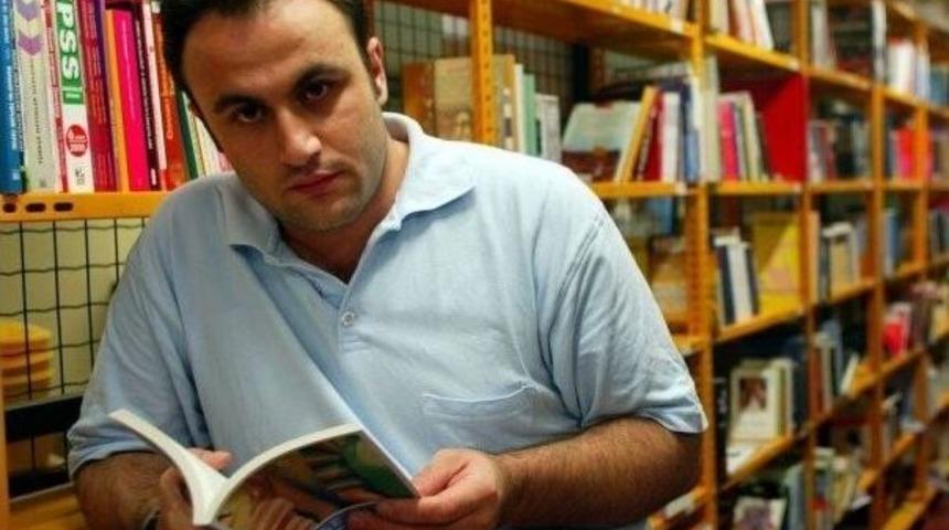 Kent Belleği&rsquo;nde Anadolu Yıldızı S&ouml;yleşi Ve İmza G&uuml;n&uuml;