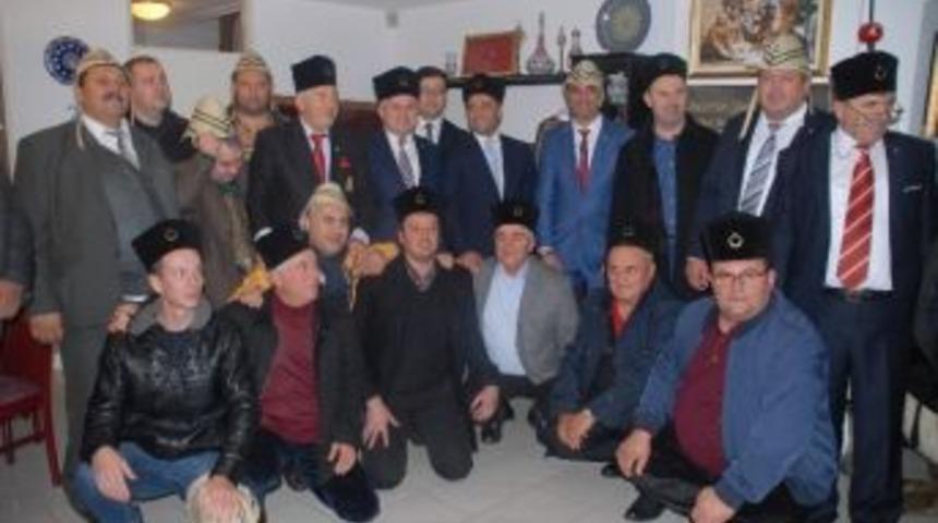 Ayyıldız, Roterdam&rsquo;daki &Ccedil;anakkale M&uuml;zesini Gezdi