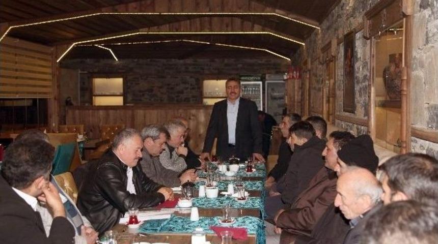 Mehmet Tutal, Muhtarlarla İstişare Toplantısı Yaptı