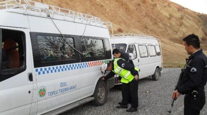 Sincik İlçesinde Kış Lastiği Denetimi Yapıldı