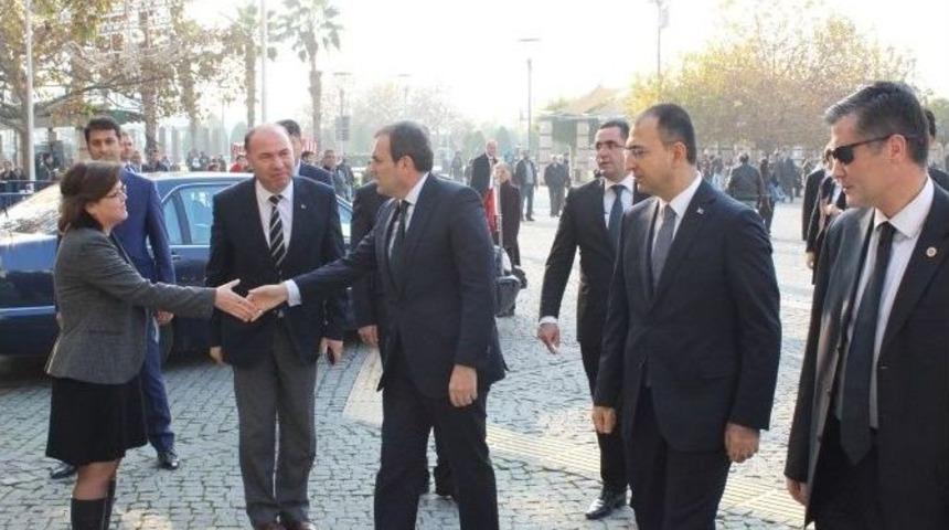 Bakan Ünal’dan Valilik Ve Ak Parti Ziyareti