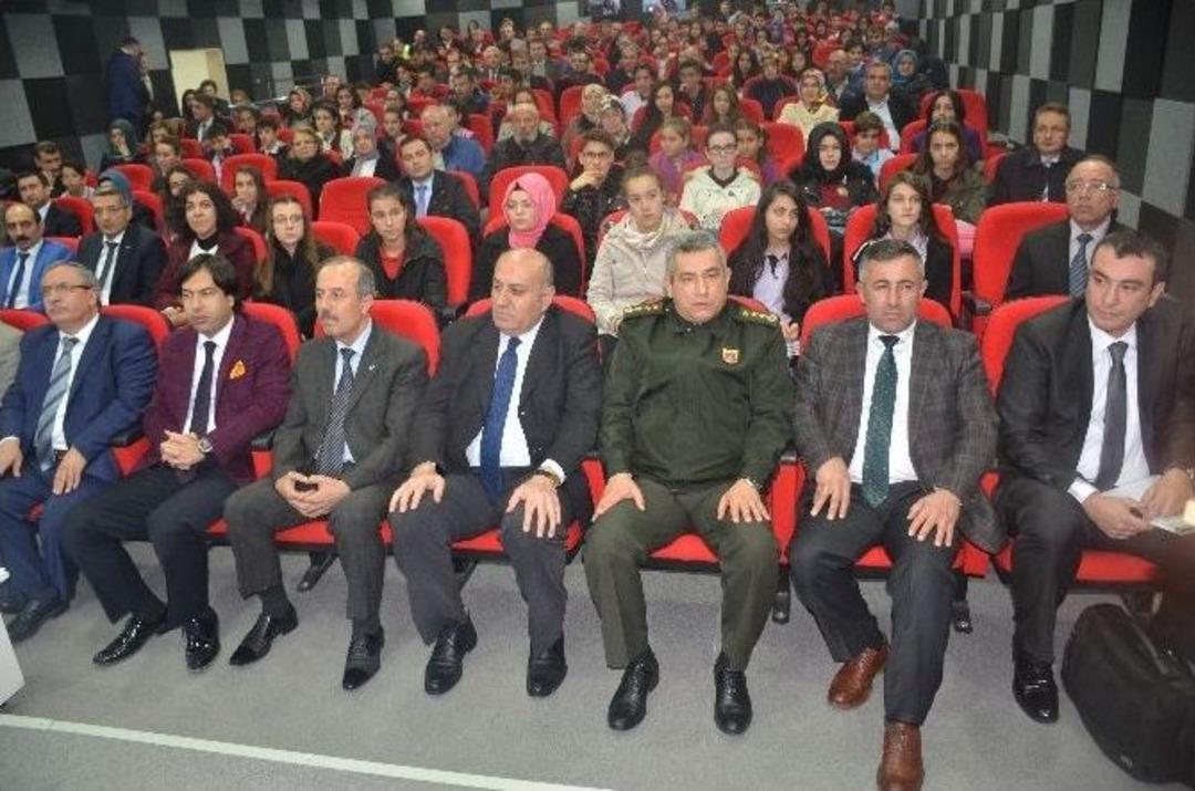 Bilecik&rsquo;te &ldquo;10 Aralık İnsan Hakları Ve Demokrasi G&uuml;n&uuml;&rdquo; Kutlandı