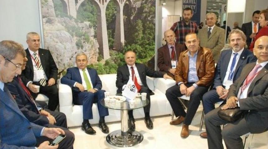 İzmir Fuarı&rsquo;nda Adana R&uuml;zgarı