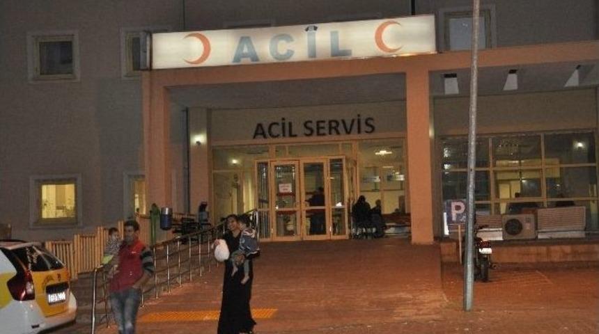 18 &Ouml;ğrenci Gıda Zehirlenmesi İddiasıyla Hastaneye Kaldırıldı