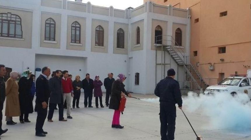 İtfaiye&rsquo;den İl&ccedil;e Sağlık M&uuml;d&uuml;rl&uuml;ğ&uuml; Personeline Eğitim