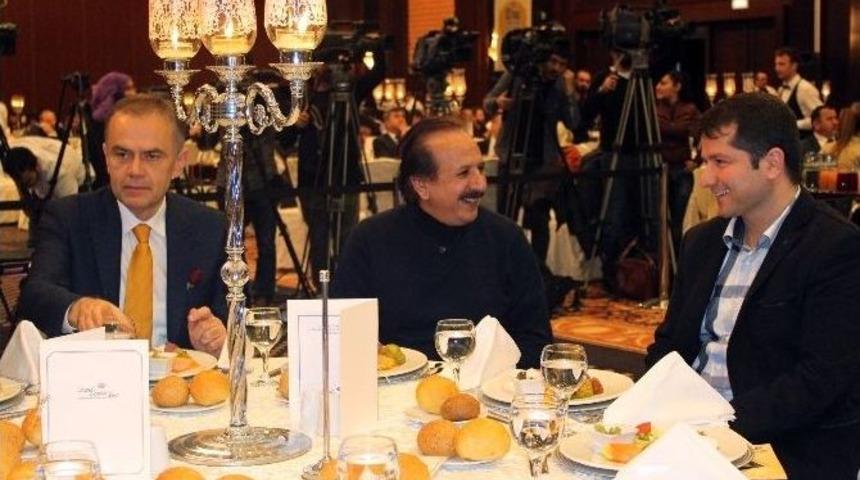 D&uuml;nya, Hz. Muhammed&rsquo;in Adalet Ve Merhametinin Filmini &Ccedil;ekecek