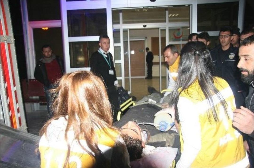 Azez&rsquo;de Işid Bombalı İntihar Saldırısı D&uuml;zenledi: 15 &Ouml;l&uuml;, 20 Yaralı