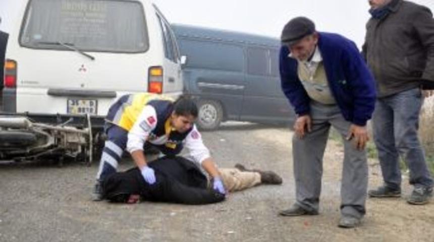 İzmir&rsquo;de Sis Nedeniyle 20 Ara&ccedil; Birbirine Girdi