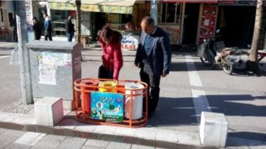 Uşak&rsquo;ta &Ccedil;evre Duyarlılığı İ&ccedil;in &Ccedil;alışmalar Devam Ediyor