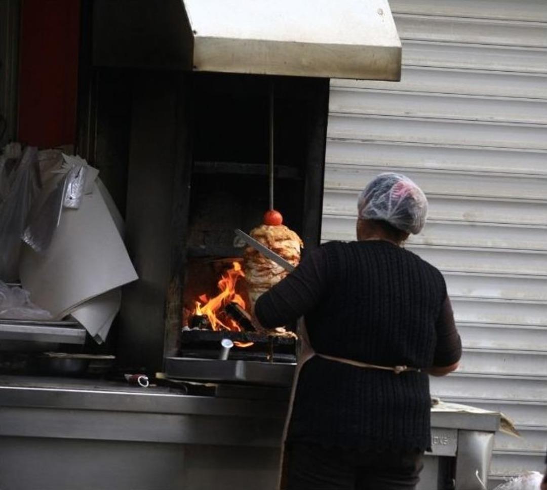 Ayak&uuml;st&uuml; Gıda Ter&ouml;r&uuml;