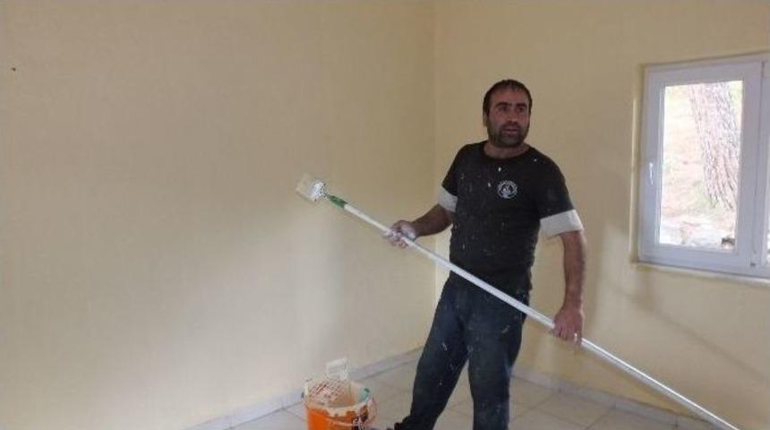 Burhaniye&rsquo;de Okullara Belediye G&uuml;zelliği