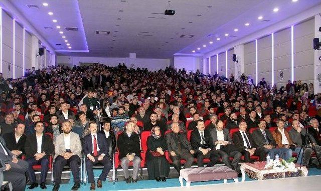 Dr. İhsan Şenocak, Kastamonu’da Konferans Verdi