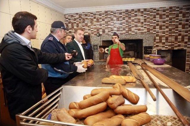 Başkan Usta, Fırınları Denetledi