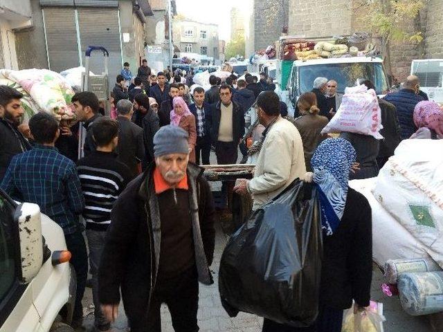 Sur’da Göç İzdihamı