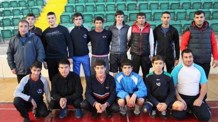 Battalgazi Belediyespor G&uuml;reş Takımı 2. Lig İ&ccedil;in Aksaray&rsquo;da