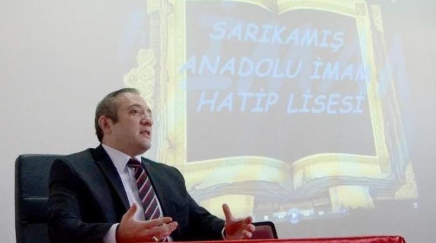 Kaymakamlıktan &Ouml;ğrencilere Kaynak Kitap Desteği