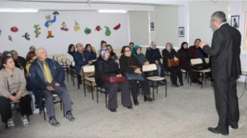 Engelli &Ouml;ğrencilerin Velilerine Seminer