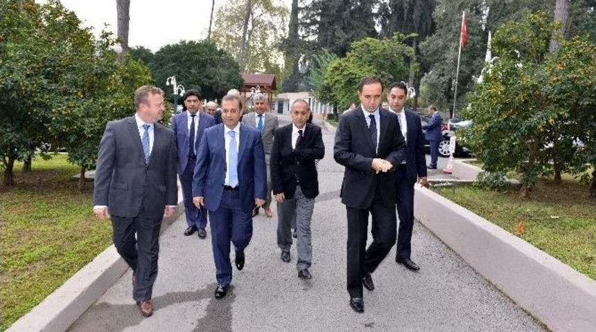 Vali T&uuml;rker, Batem&rsquo;i Ziyaret Etti