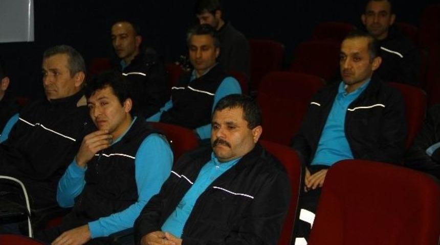 Apartman G&ouml;revlilerine Madde Bağımlılığı Eğitimi