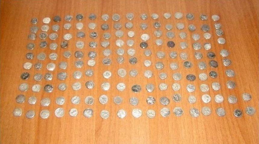 Roma D&ouml;nemine Ait Paha Bi&ccedil;ilemez Sikkeler Ele Ge&ccedil;irildi