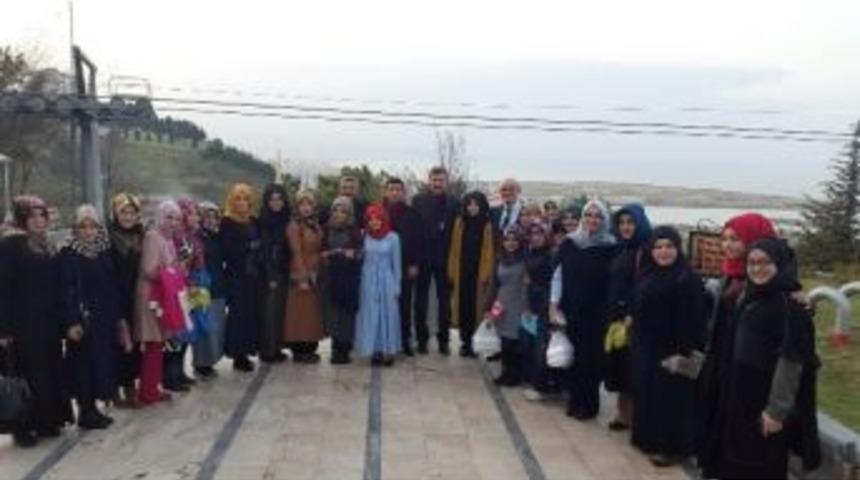 Rizeli &Ouml;ğrencilere Başkan Yılmaz Morali