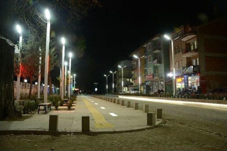 Dinar’a Yeni Yapılan Modern Lise Caddesinin Açılışı Yapıldı G4