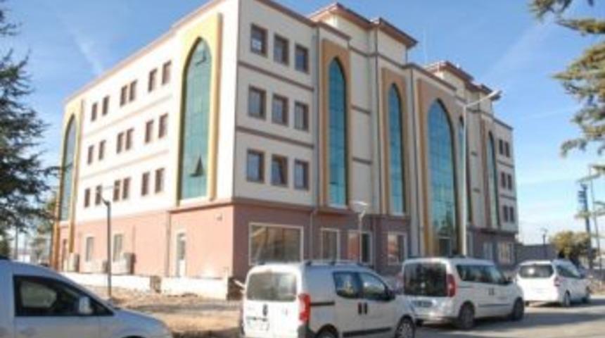 Bolvadin Belediyesi Yeni Binasında Hizmet Vermeye Başladı